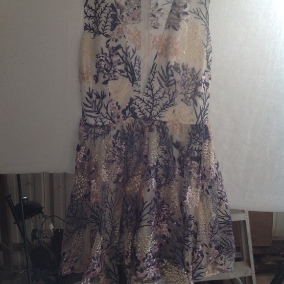 Dressv Dresses & Skirts - Ivory embroidered mini dress